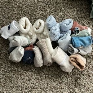 Socks and mittens bundle